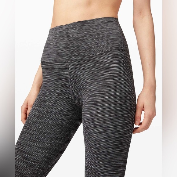 Lululemon Align Crop *21" Wee Are From Space Dark‎ Carbon Ice Grey - Picture 3 of 7